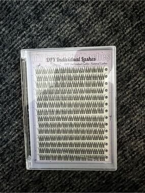 DIY Individual Lashes - Black Cluster Lash Tray